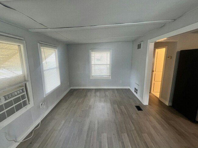 Foto del edificio - 2208 Chicago Cubs St