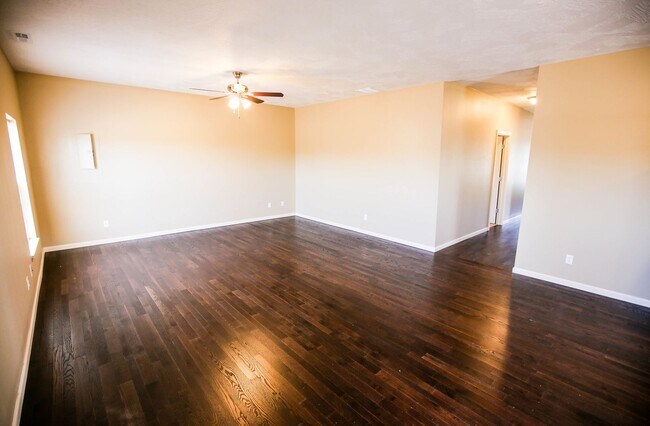 Building Photo - Harrison 414