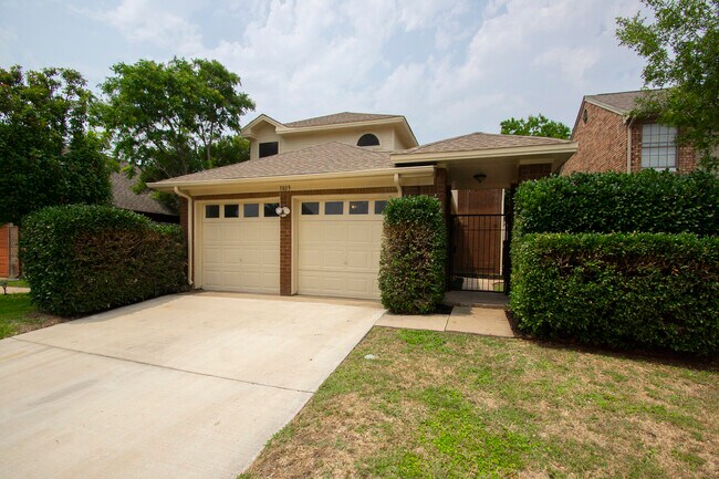 Building Photo - 3809 Denham Way