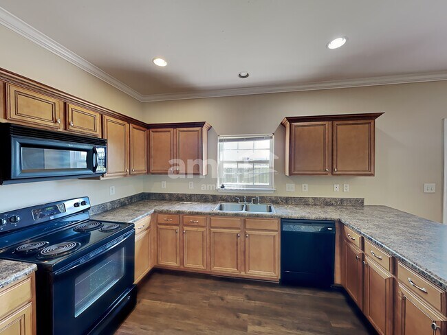 Foto del edificio - 2002 Fiona Way