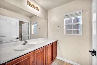 Building Photo - 1057 Appleblossom Time Ave