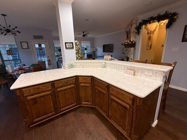 Isla de cocina - 2489 Yuma Dr