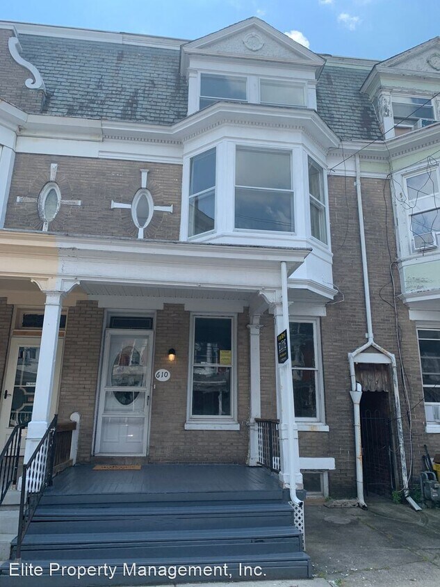 Primary Photo - 5 br, 1 bath House - 610 W. King St.