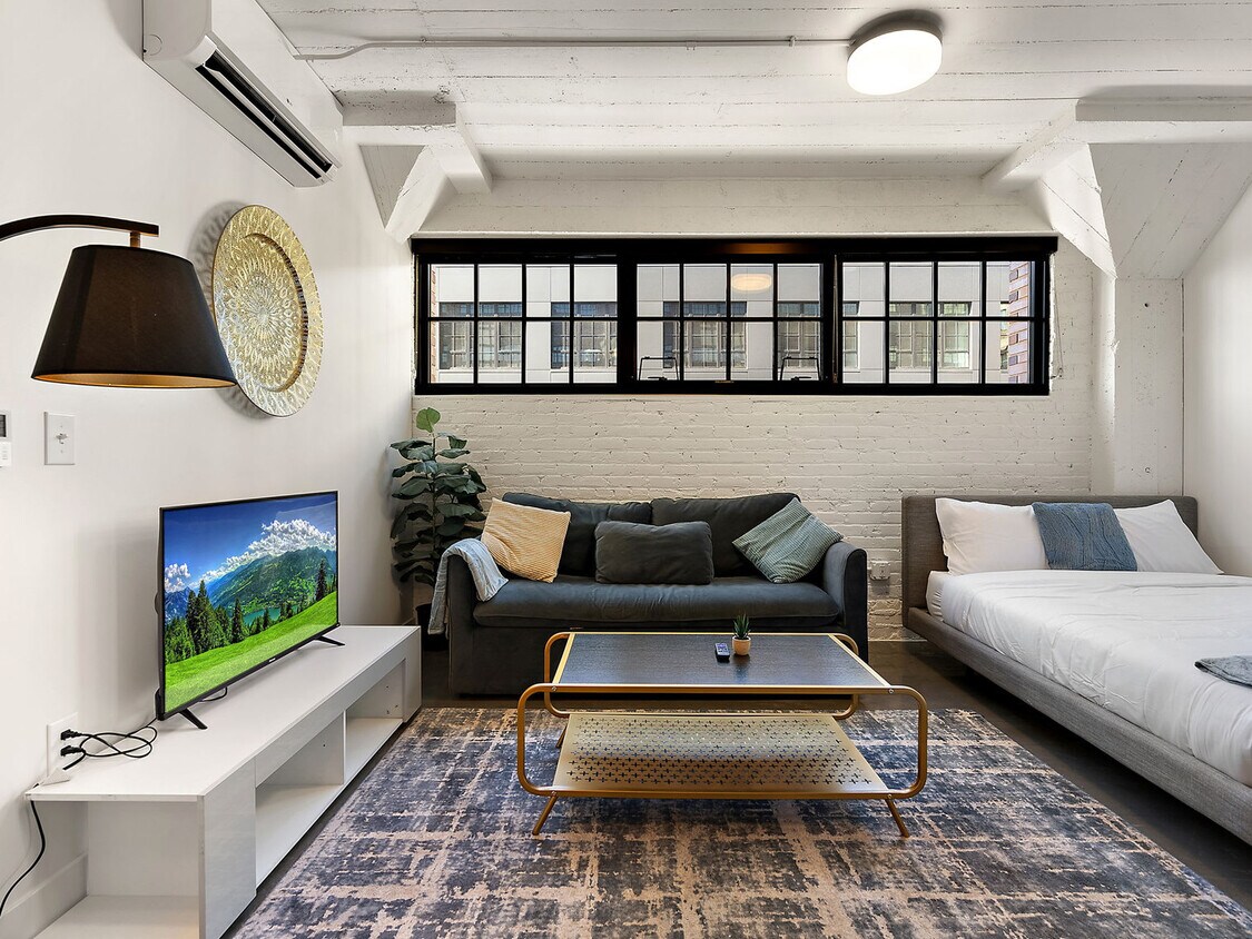 Foto principal - 608 N 3rd Ave
