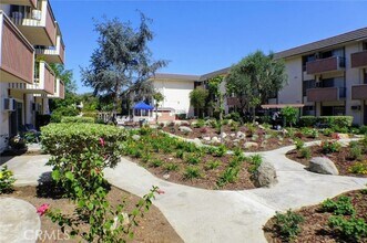 Building Photo - 5585 E Pacific Coast Hwy