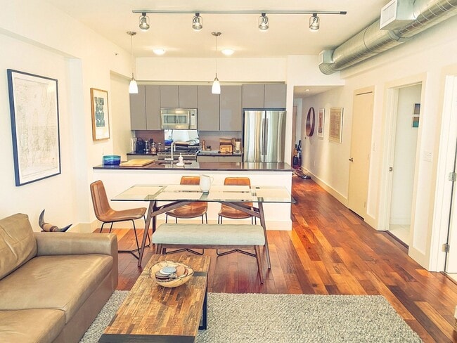 Photo - 257 Northampton St Apartment