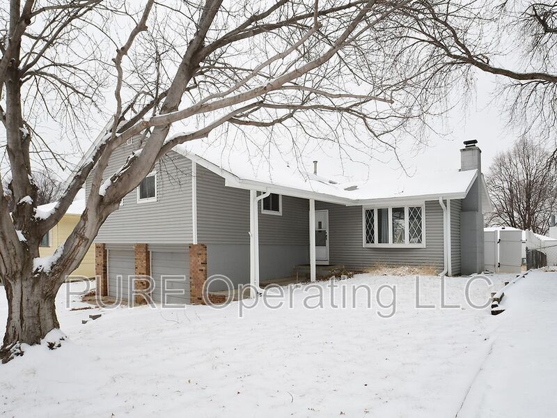 13832 West Cir, Omaha, NE 68137 House Rental in Omaha, NE
