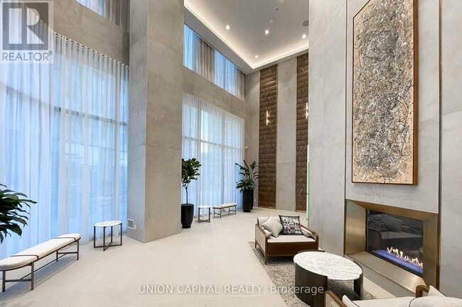 Photo du bâtiment - 1000 Portage Pkwy