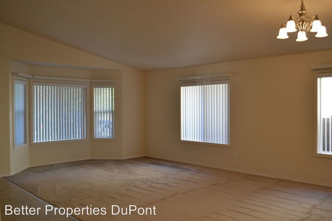 Foto del edificio - 3608 Hepburn St NE