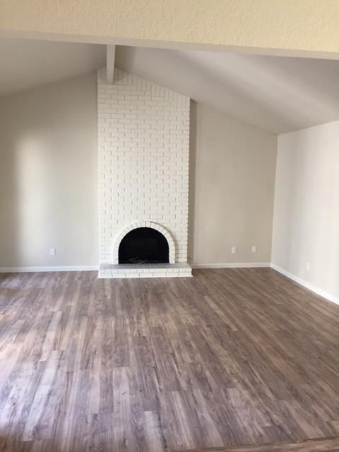 Foto del edificio - 1440 Briarwood Way