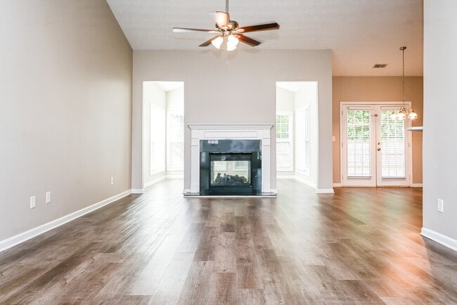 Building Photo - 9025 Aldbury Dr