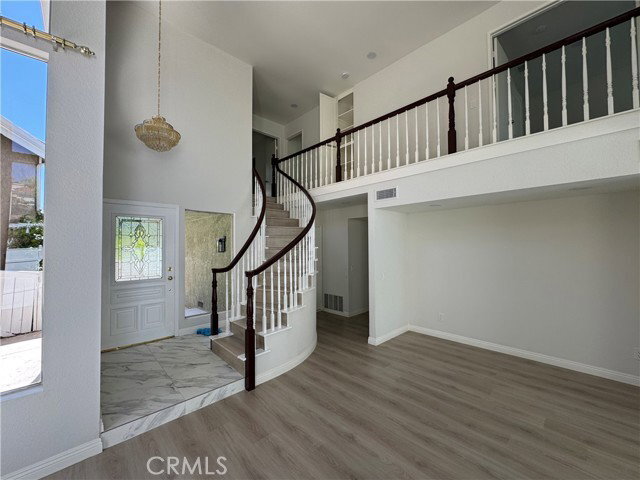 Foto del edificio - 8 Carmel Ct