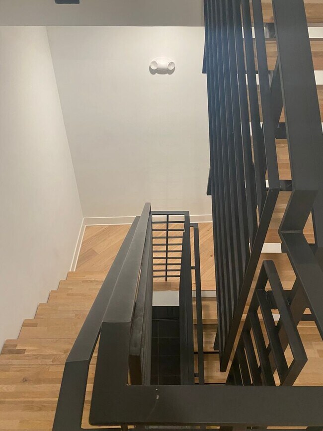 Foto del edificio - 2 bedroom/ 2 bathroom unit