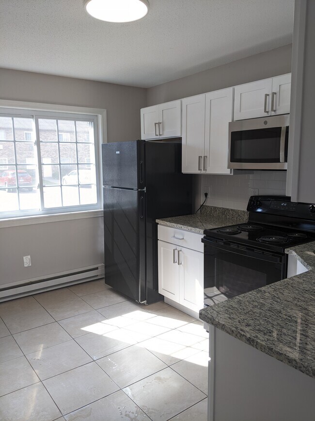 Foto del edificio - 1368 Meriden Rd