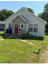 Front yard - 206 N Graham St