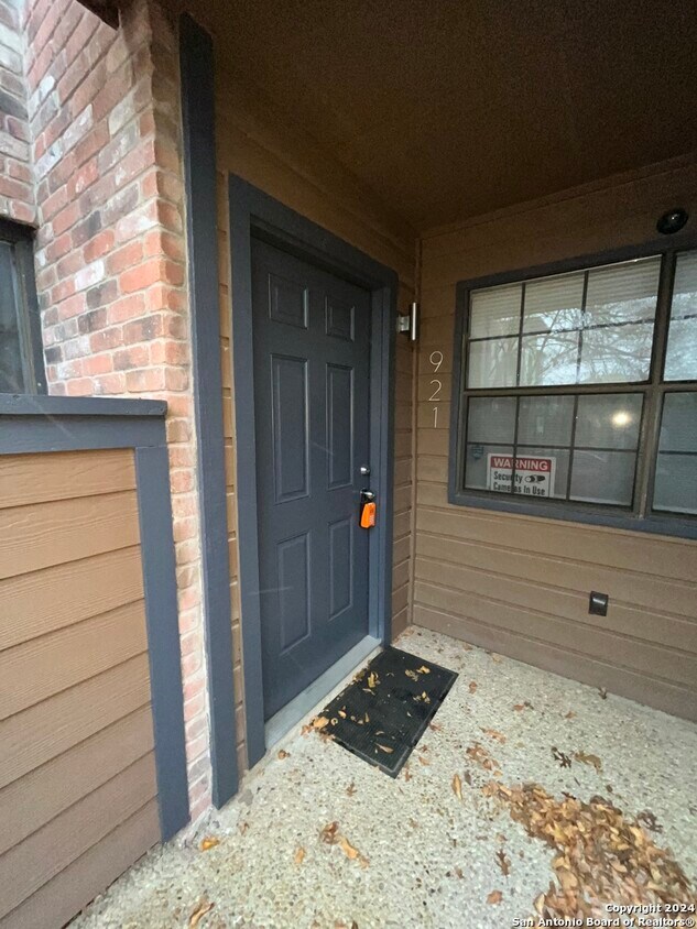 4803 Hamilton Wolfe Rd, San Antonio, TX 78229 Townhome Rentals in San Antonio TX
