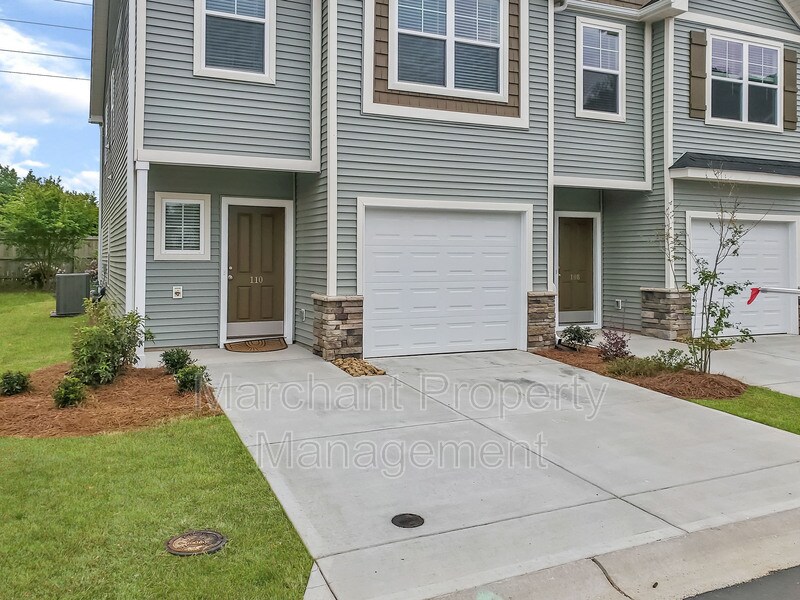 Primary Photo - 110 Bluet Ln