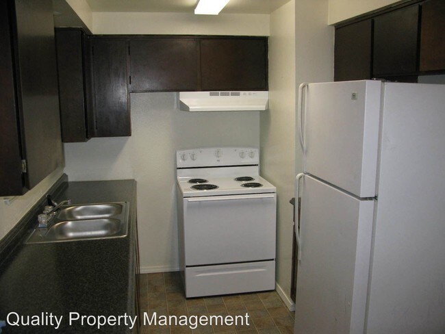Foto del edificio - 854 E 9th St