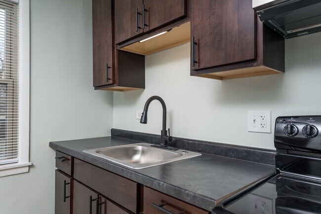 Foto del edificio - 6612 S St Lawrence Ave