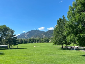 Building Photo - 415 Alpine Ave.