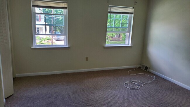 Foto del edificio - 420 Fort Washington Ave