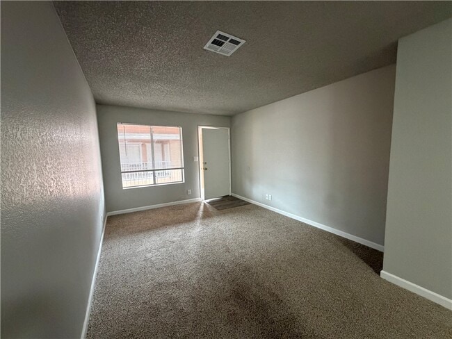 Building Photo - 1575 Monte Vista Dr