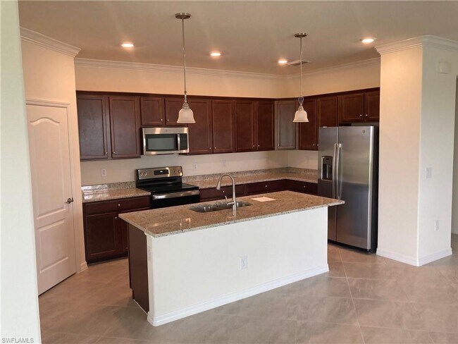 Building Photo - 14453 Cantabria Dr