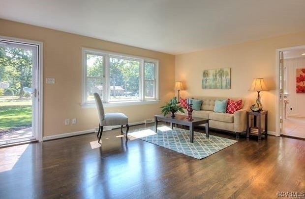 Foto del edificio - 11152 Thorncroft Dr