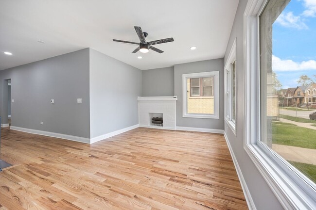 Foto del edificio - 7010 S Prairie Ave