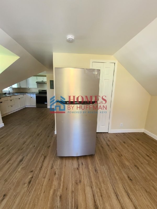 Building Photo - Upstairs | Two Bedroom Duplex