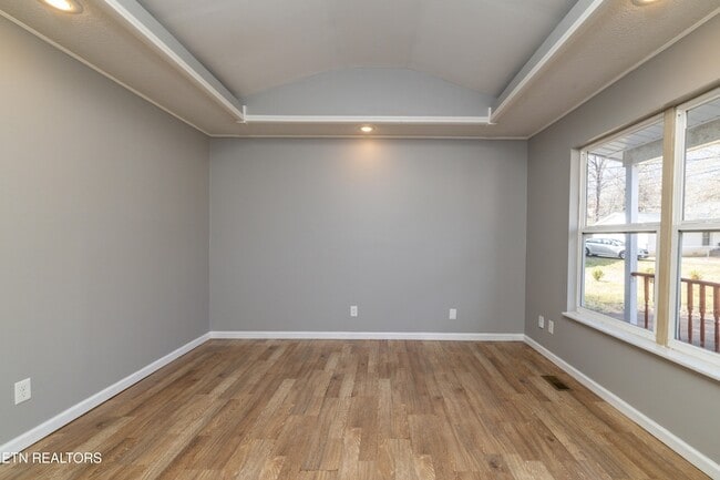 Building Photo - 5601 Ludbury Ln NW