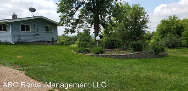 Building Photo - 3 br, 2 bath House - 1507 Townline Road
