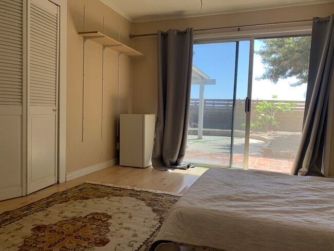 Building Photo - 23465 Via Ronda