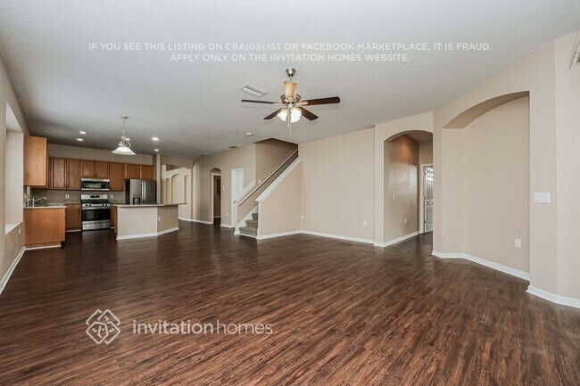 Foto del edificio - 15454 Martinmeadow Dr