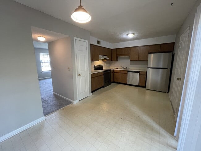 Foto del edificio - 2430 Woodstock Ave