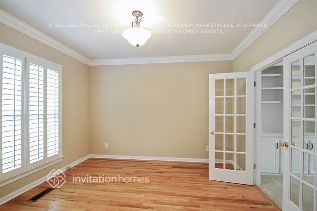 Building Photo - 9501 Arborview Ct