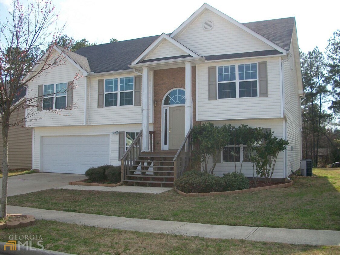 3683 White Pine Rd, Snellville, GA 30039 House Rental in Snellville
