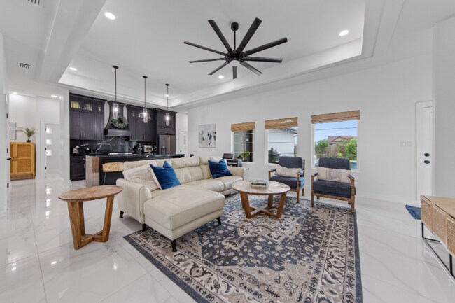 Foto del edificio - 112 Talon Dr