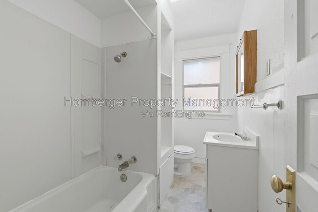 Building Photo - 1509 N Wall St