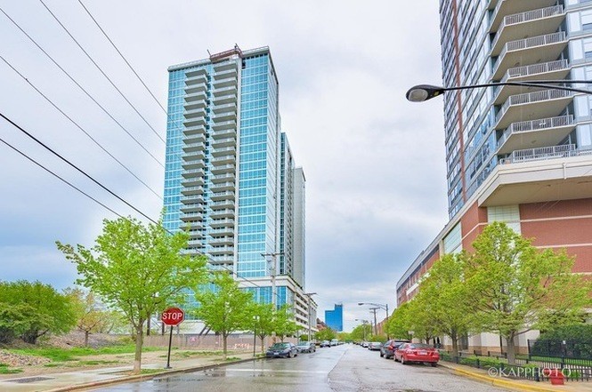 Foto principal - 1629 S Prairie Ave