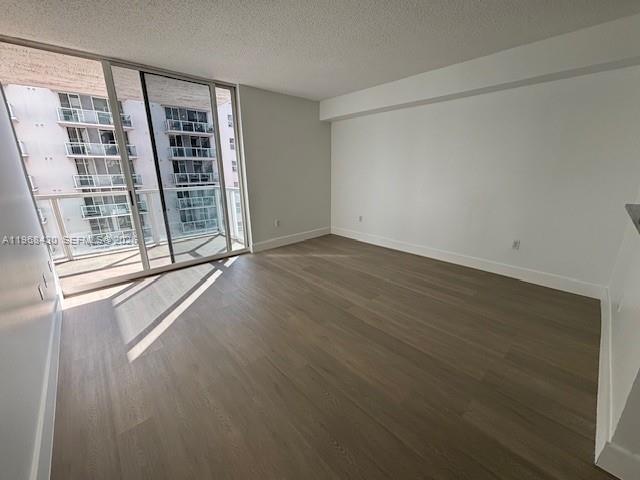 Foto del edificio - 5085 NW 7th St