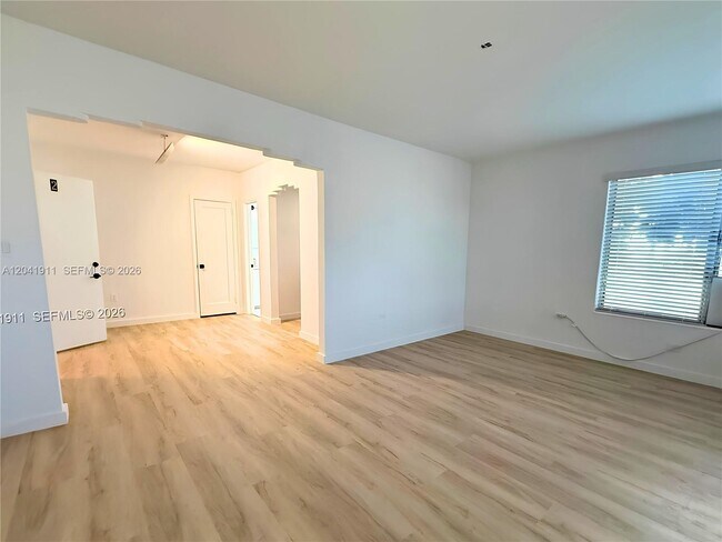 Foto del edificio - 641 10th St
