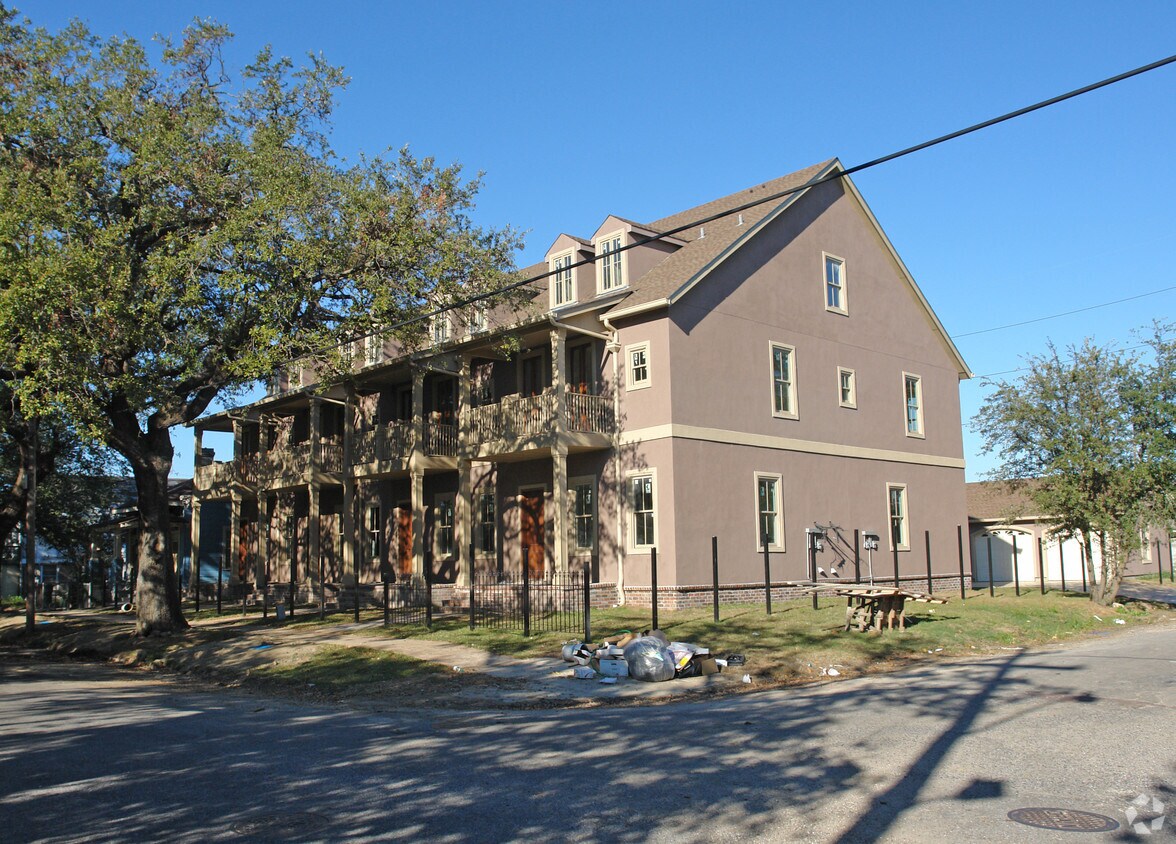 Foto principal - 501 Washington Ave