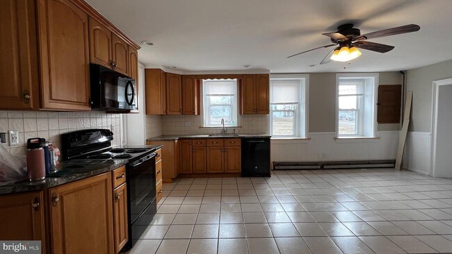 Foto del edificio - 135 Hoffmansville Rd