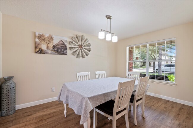 Building Photo - 13601 Trail Meadow Ln