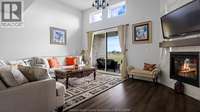 Building Photo - 236 McLellan Ave