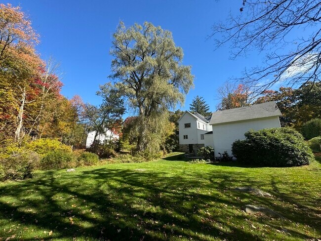 Building Photo - 85 Acton Rd