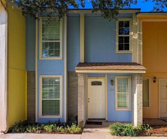 Foto del edificio - 6702 Everhart Rd