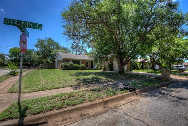 Foto del edificio - 7801 Summerglen Rd