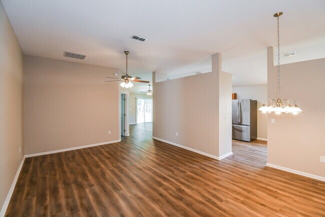Building Photo - 10267 Normanwood Ct